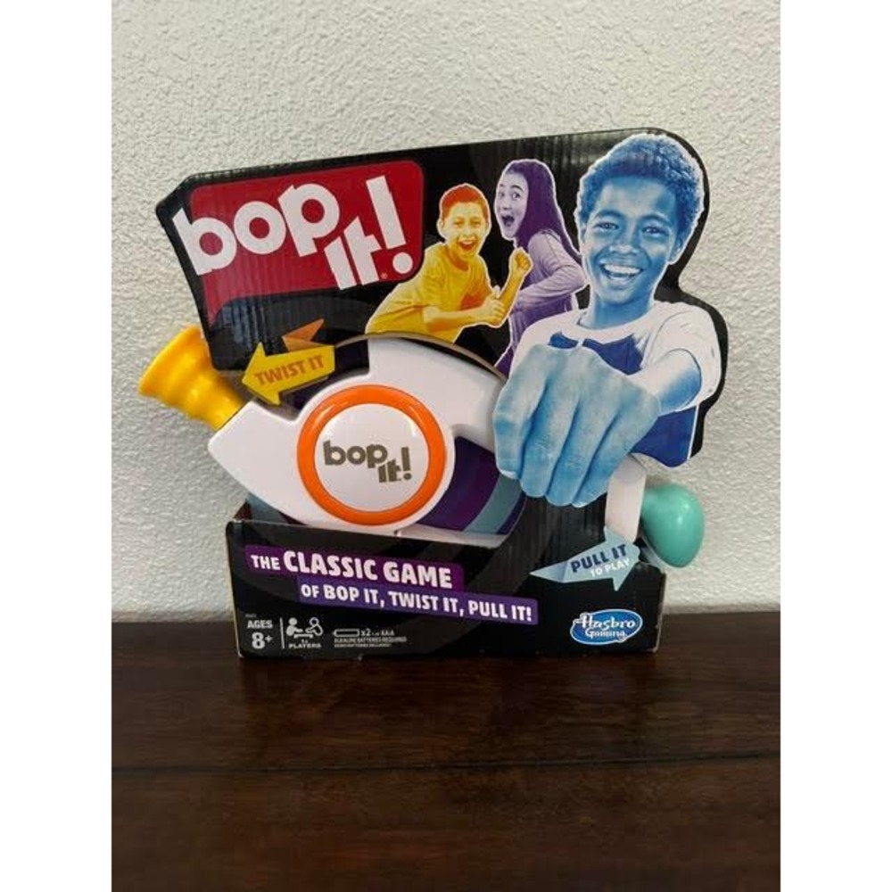 Hasbro Gaming Bop It! The Classic Game Handheld Electronic Toy E6393 Ages 8+